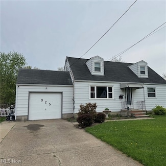 925 W 23rd St, Lorain, OH 44052