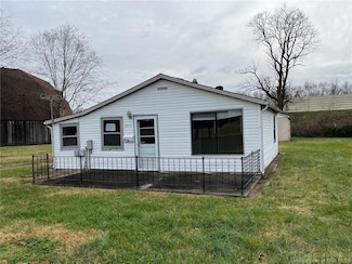 3517 Fickas Rd, Evansville, IN 47714
