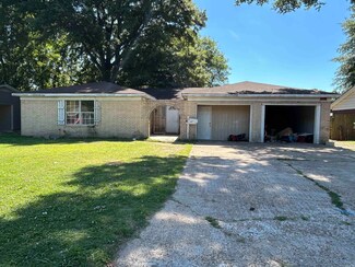712 Whitlatch St, Trumann, AR 72472