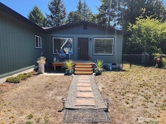 214 S Narwhal Loop SW, Ocean Shores, WA 98569