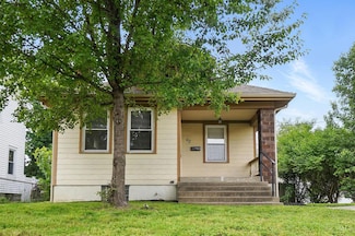62 Glendale St, Cincinnati, OH 45216
