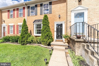 5706 Richardson Mews Square, Halethorpe, MD 21227