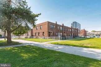 1541 N Jefferson Ln, Philadelphia, PA 19122