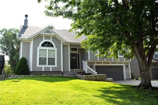 5007 Marion St, Shawnee, KS 66218