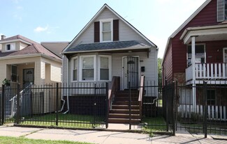 2045 W 67th Place, Chicago, IL 60636
