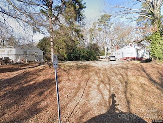 2451 Columbus Cir Unit 19, Charlotte, NC 28208