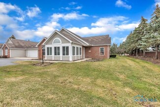 7763 Greenville Crossing Unit 97763, Waterville, OH 43566