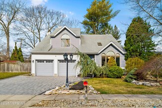 34 Harmony Ln, Brick, NJ 08724