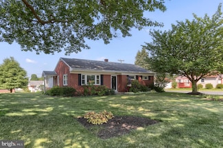 811 S Harrison St, Palmyra, PA 17078