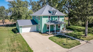 2130 Park St, Elk Horn, IA 51531