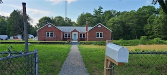 945 Danielson Pike, North Scituate, RI 02857