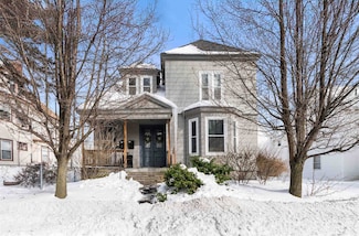 597 Beech St, Manchester, NH 03104