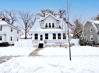 27 Rockland St, Springfield, MA 01118