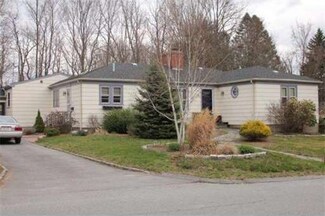 194 Grove Ave, Somerset, MA 02726