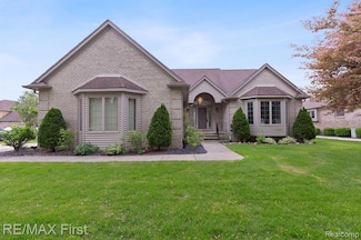 20870 Balinski Dr, Clinton Township, MI 48038