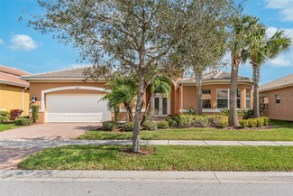 5062 Stone Harbor Cir, Wimauma, FL 33598