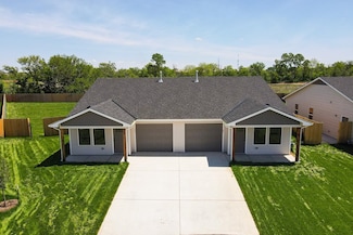 524 & 526 W 50th Ct S, Wichita, KS 67217