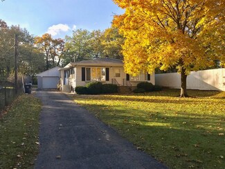 3852 Gerry St, Gary, IN 46408