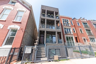 1420 W Chestnut St Unit 2, Chicago, IL 60642