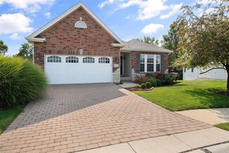 1737 Moss Rock Dr, Saint Charles, MO 63303