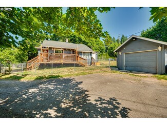 3208 NE 39th St, Vancouver, WA 98661