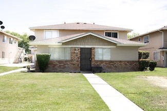 4979 N Holt Ave Unit 204, Fresno, CA 93705
