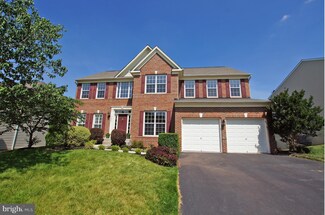 44202 Mohave Dr, Ashburn, VA 20147