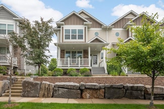 677 Sandstone Cir, Long Lake, MN 55356