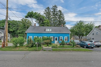 196-198 Knight Ave, Attleboro, MA 02703