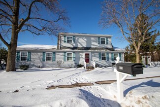 820 Aline Dr, Erie, PA 16509