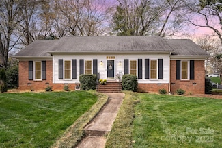7520 Whistlestop Rd, Charlotte, NC 28210