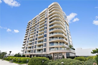 600 Port of New Orleans Place Unit 6F, New Orleans, LA 70130