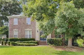 6057 Glencedar Ln, Atlanta, GA 30349
