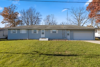 133 S Oak Acre Dr, Martinton, IL 60951