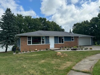 1505 Eisenhower Dr, La Porte, IN 46350
