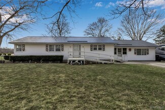 4250 Freeman Rd, Middleport, NY 14105
