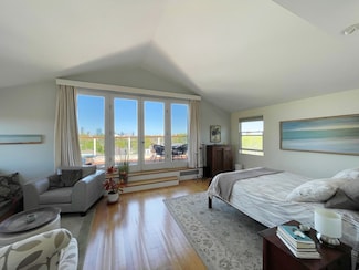 32 Sheridan St Unit 3, Jamaica Plain, MA 02130