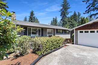 12218 NE 68th Place, Kirkland, WA 98033