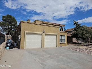 2016 Lake Huron Dr, El Paso, TX 79936