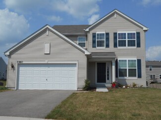 2460 Fallbrook Dr, Hampshire, IL 60140