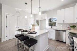7805 Shadow Lawn Rd, Charlotte, NC 28269
