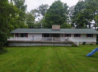 896 Brown Rd, Wilmington, OH 45177