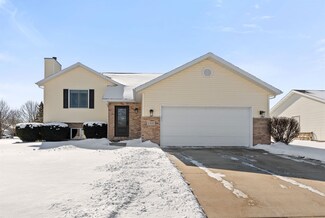 2335 Brighton Dr, Sun Prairie, WI 53590