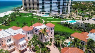 21 Casa Mar Ln Unit 21, Naples, FL 34103