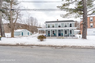 6 Main St, New Lebanon, NY 12125