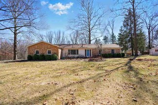 453 Linder Rd NE, Iowa City, IA 52240
