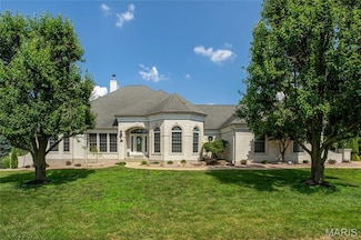 5087 Country Club Dr, High Ridge, MO 63049