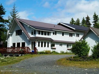 2 Point Whitshed Rd, Cordova, AK 99574
