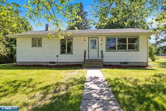 7344 Creek Rd, Meadowlands, MN 55765