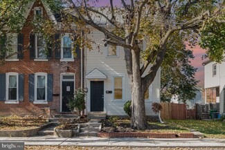 832 N West St, Carlisle, PA 17013
